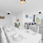 Apartmán Two Minute Walk From The World Of Beatrix Potter, With Parking