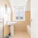 Two Minute Walk From The World Of Beatrix Potter, With Parking