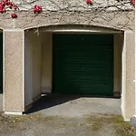 Two Minute Walk From The World Of Beatrix Potter, With Parking