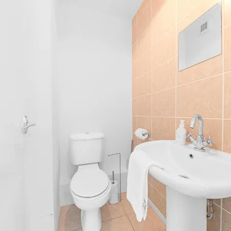 Apartmán Two Minute Walk From The World Of Beatrix Potter, With Parking *